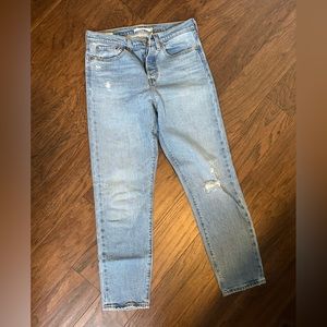Levi’s blue jeans size 28